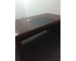 THANH LÝ BÀN LÀM VIỆC GIÁM ĐỐC 160x80 MÀU NÂU ĐỎ